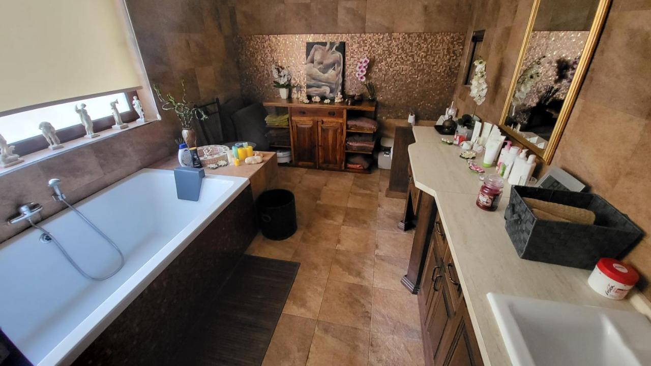 Lotus Guest House Malta Gzira المظهر الخارجي الصورة