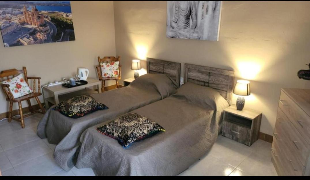 Lotus Guest House Malta Gzira الغرفة الصورة